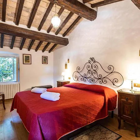 Holiday home Cozy In Castelanselmo With Kitchen Castell'Anselmo