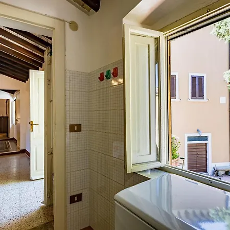 Holiday home Cozy In Castelanselmo With Kitchen Castell'Anselmo